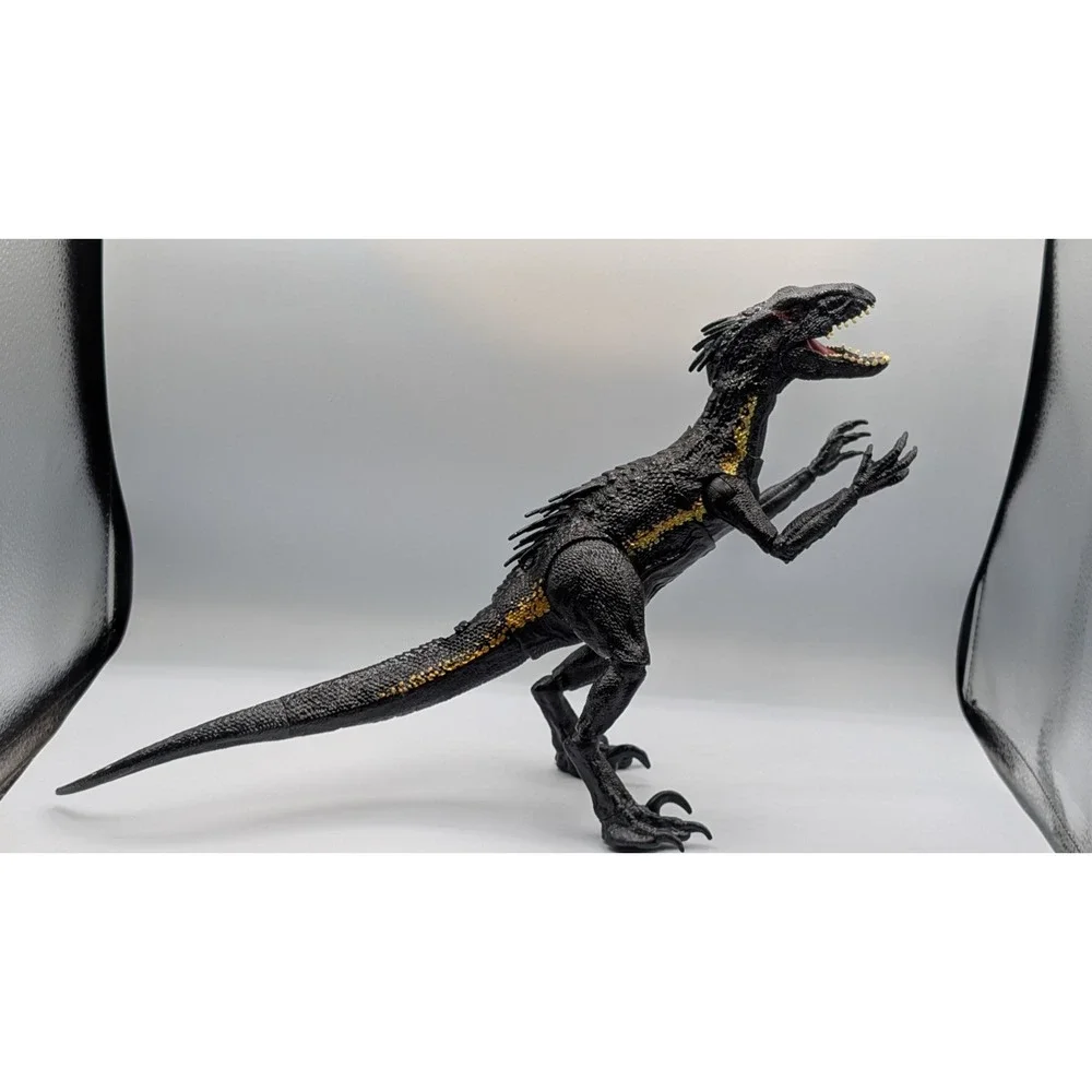 Jurassic World Grab 'N Growl Indoraptor Dinosaur 10